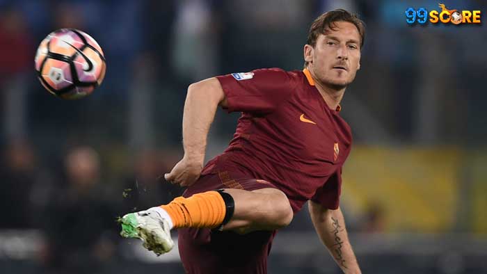 4-Striker-Tajam-Ikon-AS-Roma-,-Siapa-Berikutnya